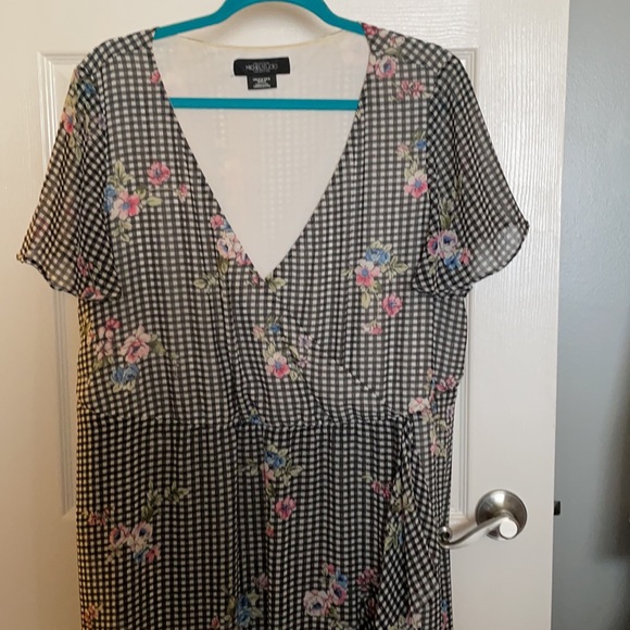 Michael studio cross over tie mini dress - Picture 2 of 3